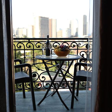 Dream Tower Hotel Batumi Luaran gambar